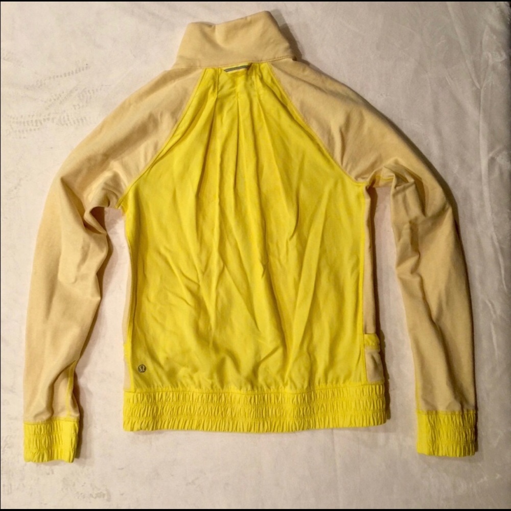 Lululemon jacket - Picture 6 of 7